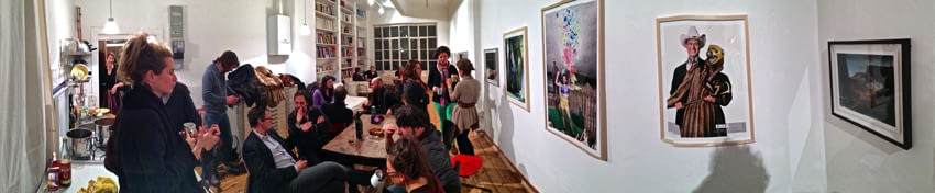 (c)_Foto_von_Thomas_Draschan_2013_Kunst_und_Punsch_Projektraum_Lucas_Cuturi_Panorama_2_bearbeitet